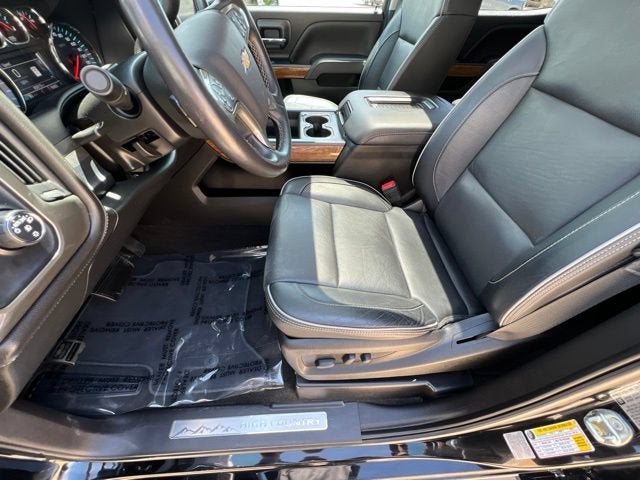 2017 Chevrolet Silverado 3500 HD High Country