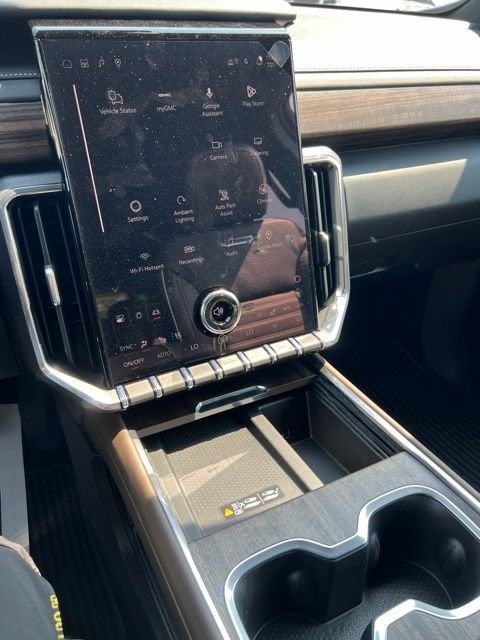 2027 GMC Acadia Denali Ultimate