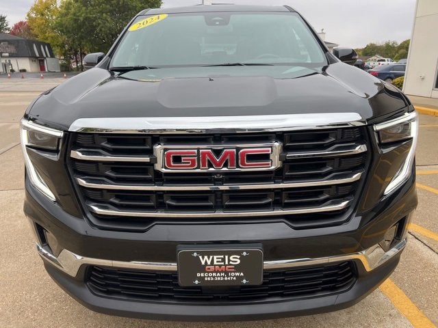 2024 GMC Acadia Elevation
