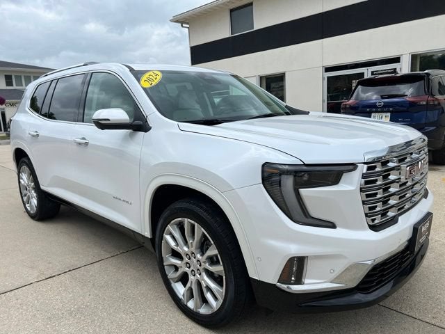 2024 GMC Acadia Denali