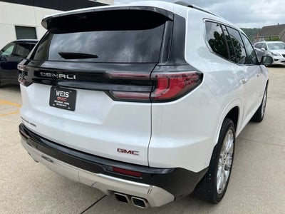 2024 GMC Acadia Denali