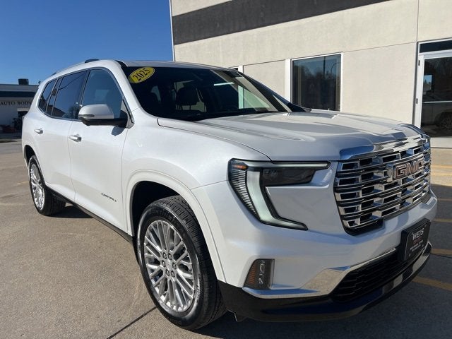 2025 GMC Acadia Denali