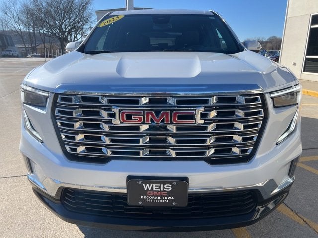 2025 GMC Acadia Denali
