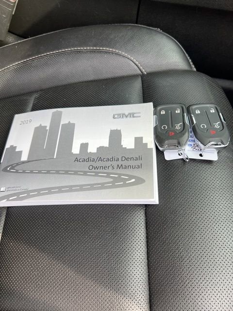 2019 GMC Acadia SLT