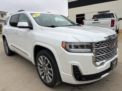 2023 GMC Acadia Denali