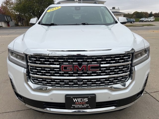 2023 GMC Acadia Denali