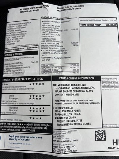 2023 GMC Acadia Denali