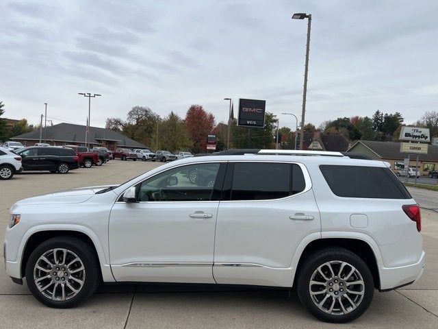 2023 GMC Acadia Denali