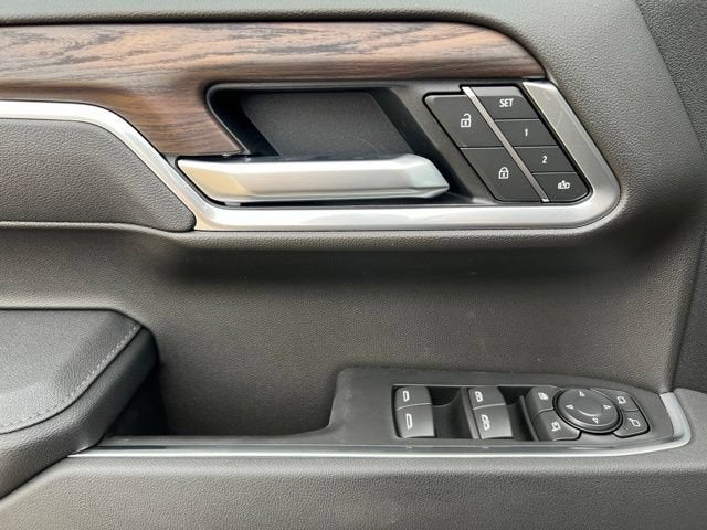 2026 GMC Sierra 1500 SLT - Photo 12