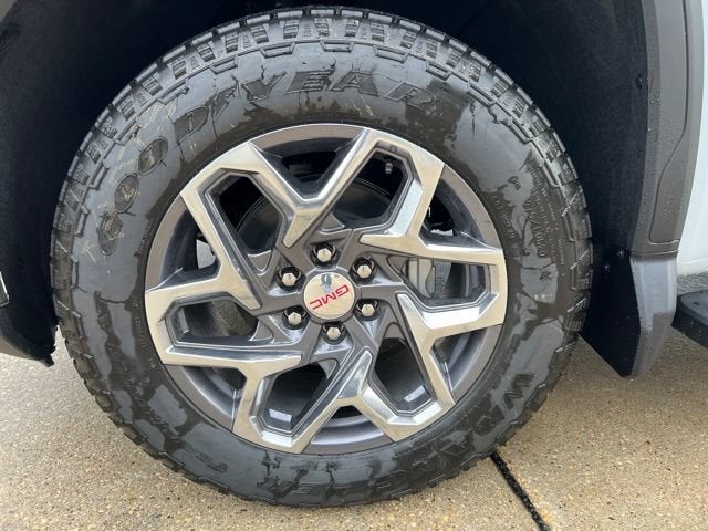 2026 GMC Sierra 1500 SLT - Photo 36
