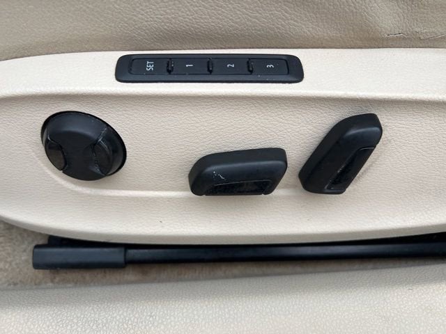 2013 Volkswagen Passat TDI SEL Premium