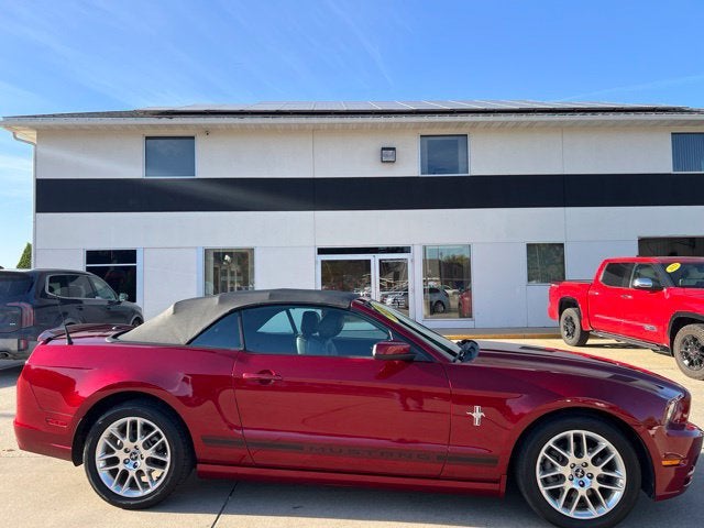 2014 Ford Mustang V6