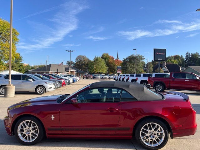 2014 Ford Mustang V6