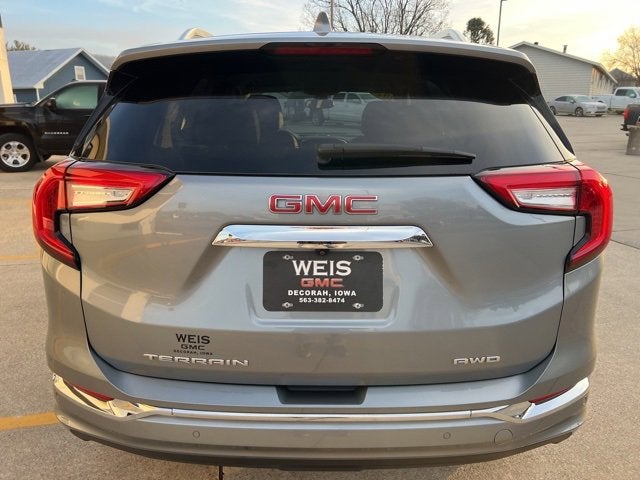 2023 GMC Terrain Denali