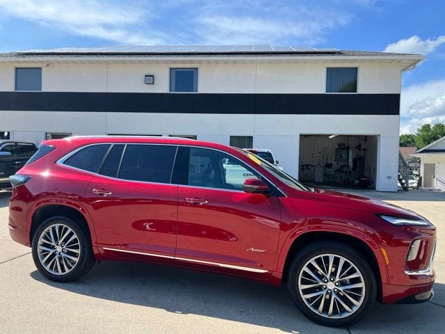 2025 Buick Enclave Avenir