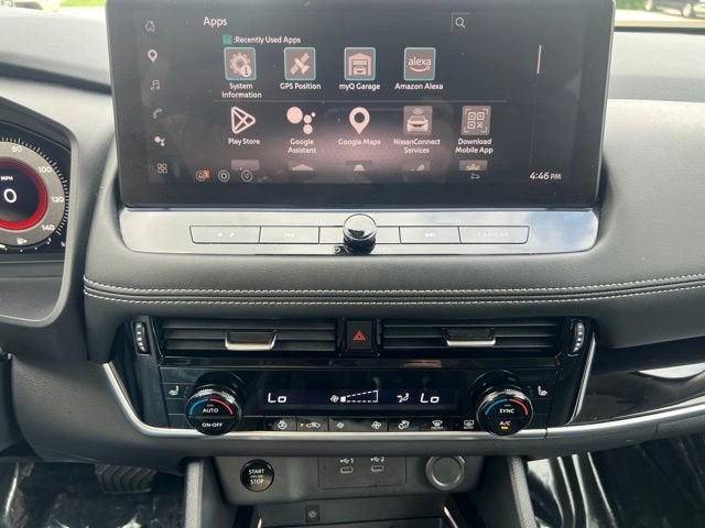 2026 Nissan Rogue SL