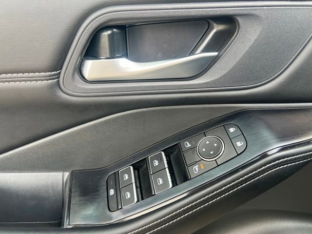2026 Nissan Rogue SL