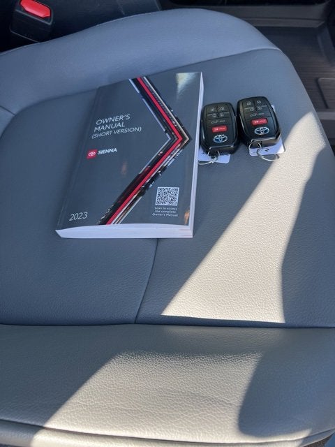 2023 Toyota Sienna XLE