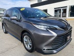 2023 Toyota Sienna Limited