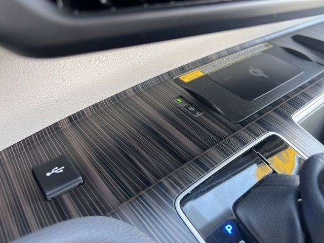 2023 Toyota Sienna Limited