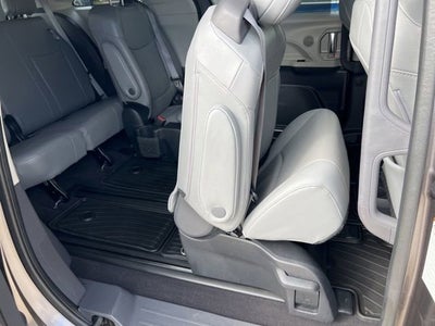 2023 Toyota Sienna Limited