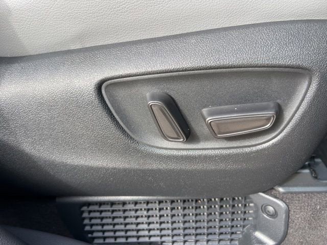 2023 Toyota Sienna Limited