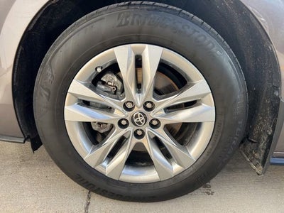 2023 Toyota Sienna Limited