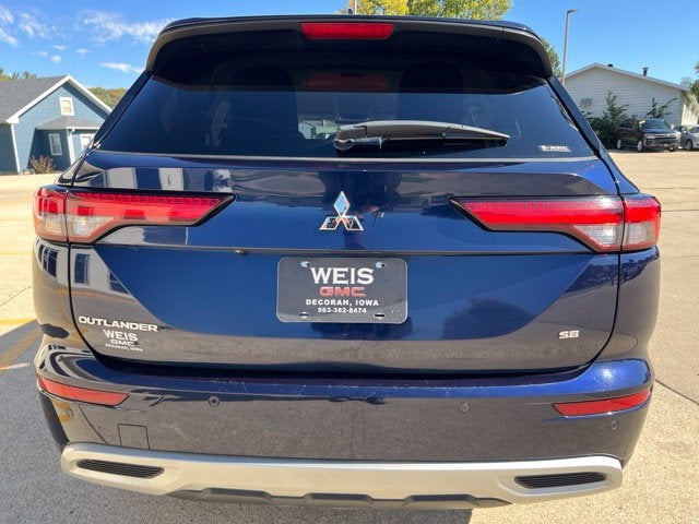 2024 Mitsubishi Outlander SE